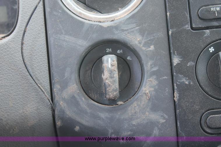 image for item I7971 2007 Ford F150 XLT SuperCab pickup truck