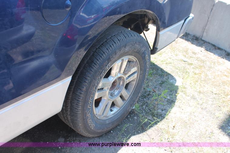 image for item I7971 2007 Ford F150 XLT SuperCab pickup truck