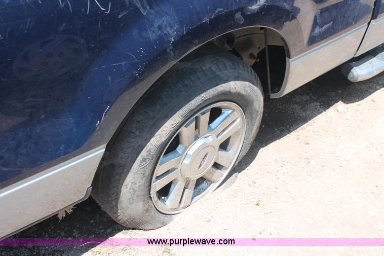 image for item I7971 2007 Ford F150 XLT SuperCab pickup truck