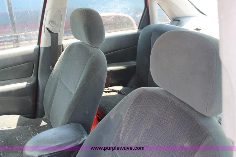 image for item I7972 2000 Ford Focus SE