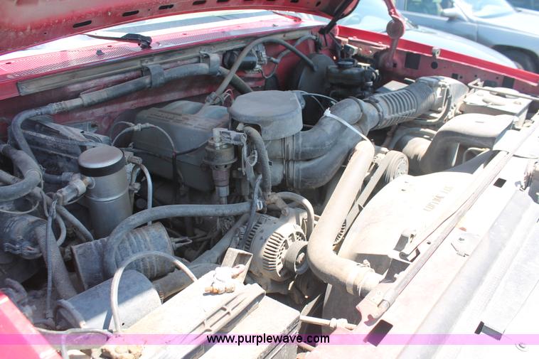 image for item I7976 1994 Ford F150 XLT SuperCab pickup truck