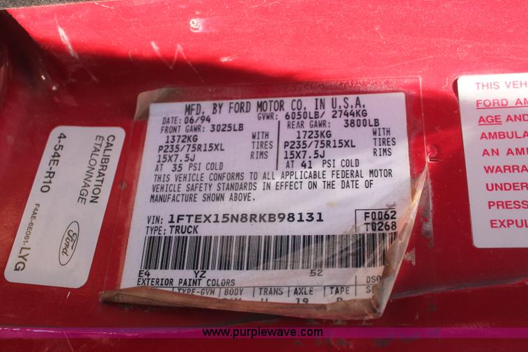 image for item I7976 1994 Ford F150 XLT SuperCab pickup truck