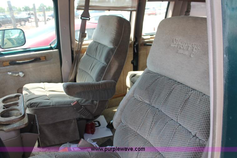 image for item I7977 1995 Chevrolet G20 Sport van