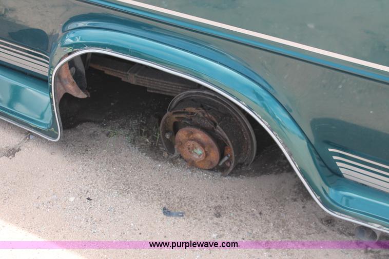 image for item I7977 1995 Chevrolet G20 Sport van