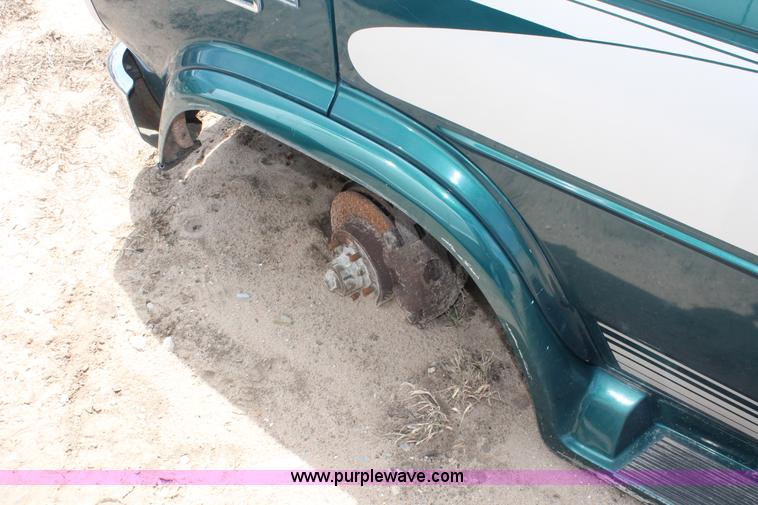 image for item I7977 1995 Chevrolet G20 Sport van