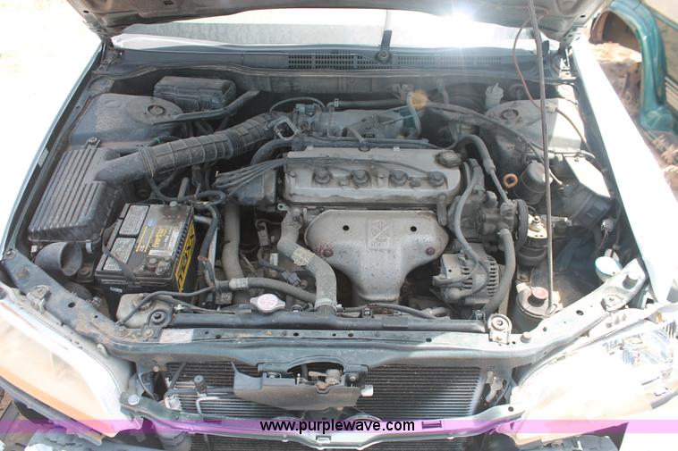 image for item I7978 1998 Honda Accord LX