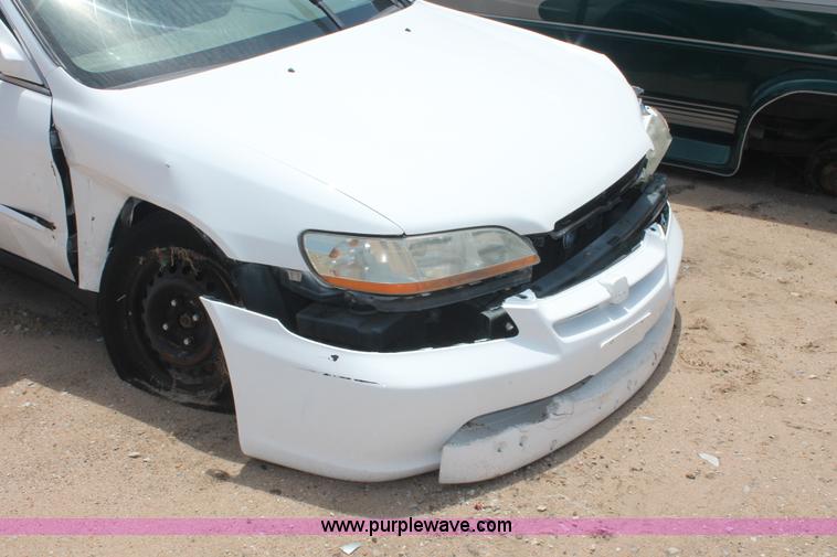 image for item I7978 1998 Honda Accord LX