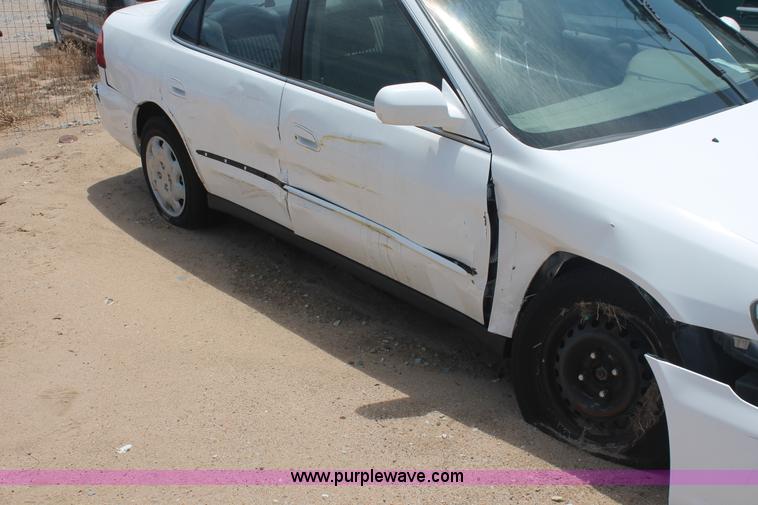 image for item I7978 1998 Honda Accord LX