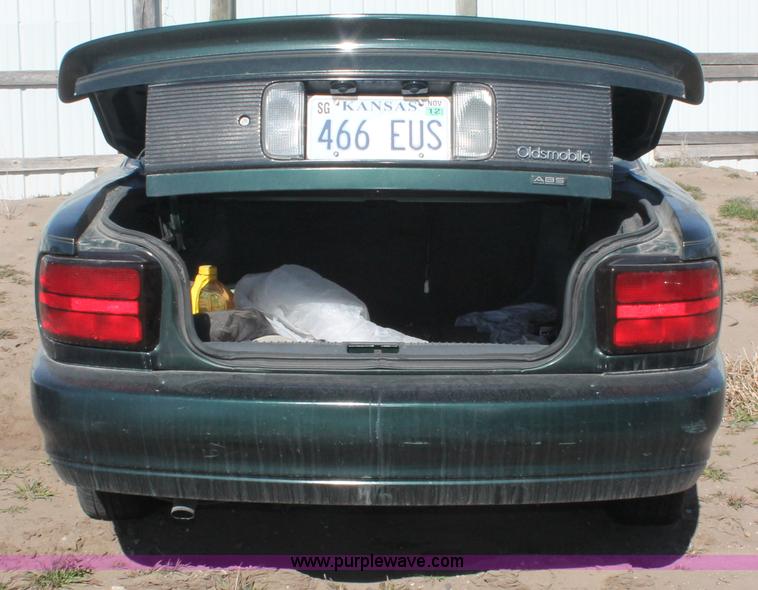 image for item V9099 1995 Oldsmobile Achieva