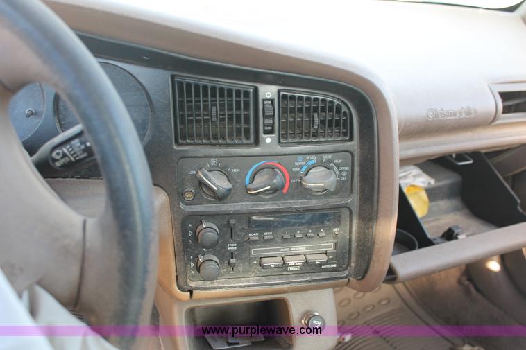 image for item V9099 1995 Oldsmobile Achieva