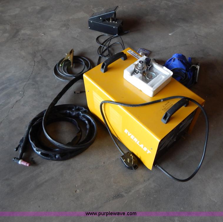 image for item AC9995 Everlast AC/DC TIG-200P welder