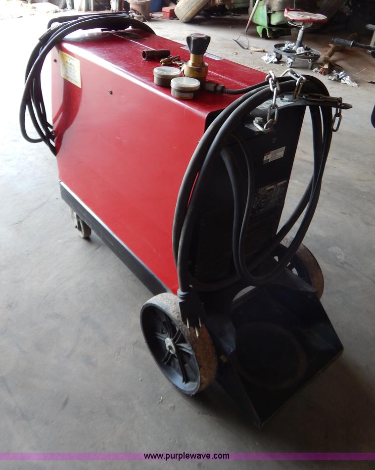 image for item AC9996 Lincoln Wire-Matic 255 mig welder