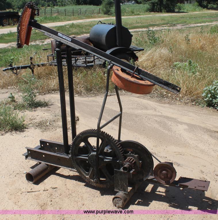 Mini oil well pump jack in Cunningham, KS Item AE9162 sold Purple Wave