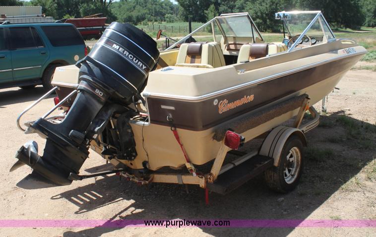 image for item AE9163 1984 Cimarron 16' ski boat