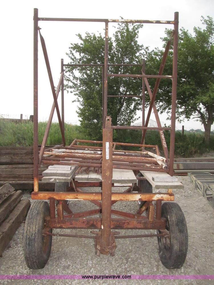 image for item AE9495 Shop built scaffold on running gear