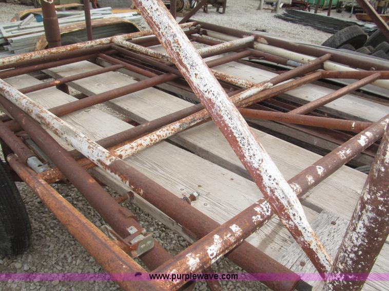 image for item AE9495 Shop built scaffold on running gear