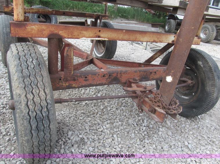 image for item AE9495 Shop built scaffold on running gear