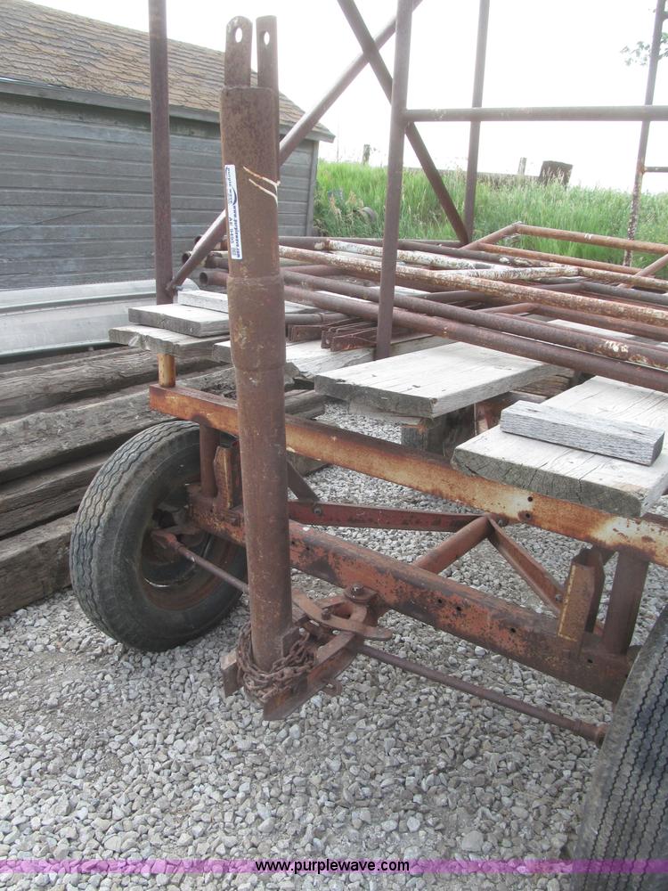 image for item AE9495 Shop built scaffold on running gear