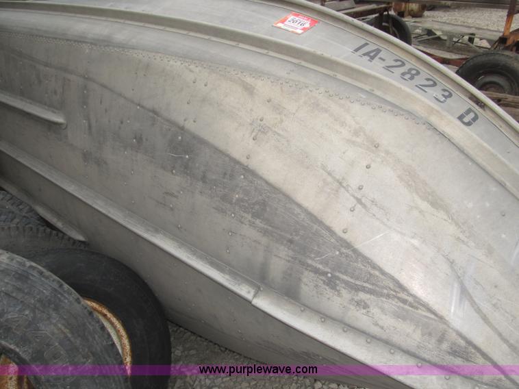 image for item AE9497 1958 Blue Star 11'4" john boat