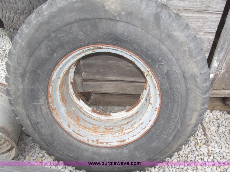 image for item AE9498 Assorted tires and wheels