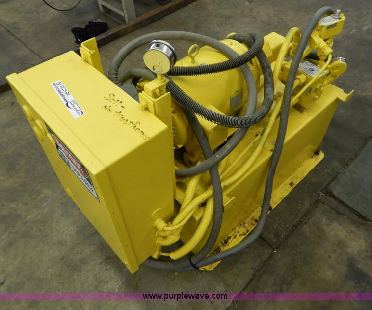 Trivolt three phase electric over hydraulic power unit in Liberty, MO