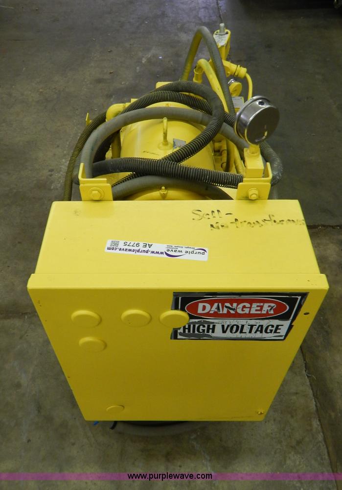 Trivolt three phase electric over hydraulic power unit in Liberty, MO