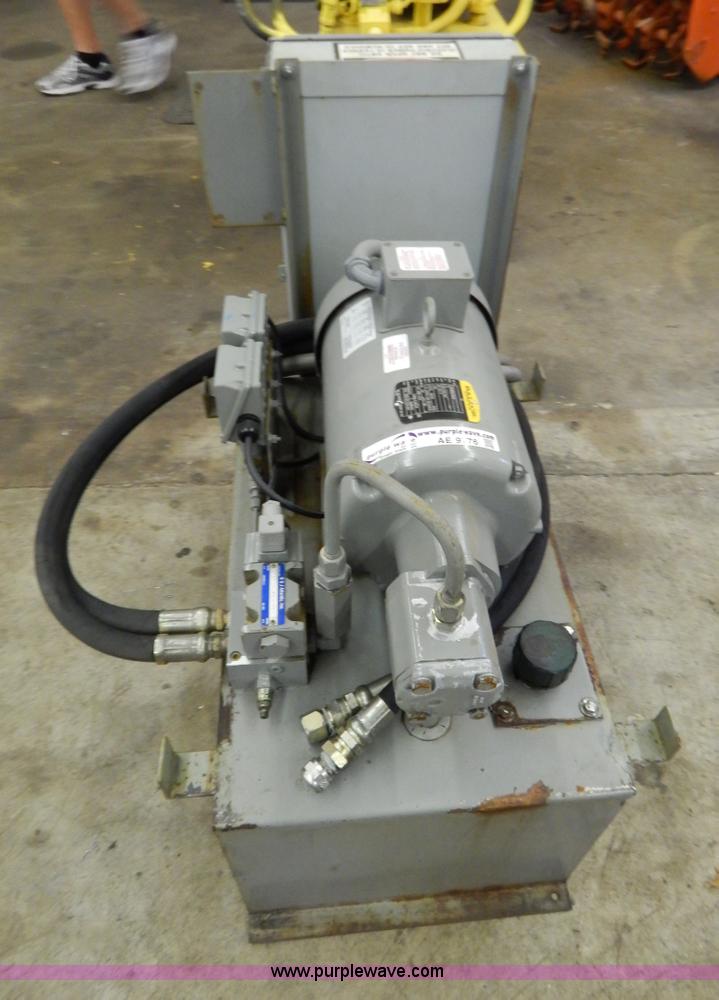 Trivolt three phase electric over hydraulic power unit in Liberty, MO