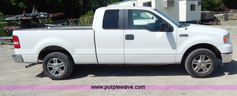 image for item AE9833 2007 Ford F150 XLT pickup truck