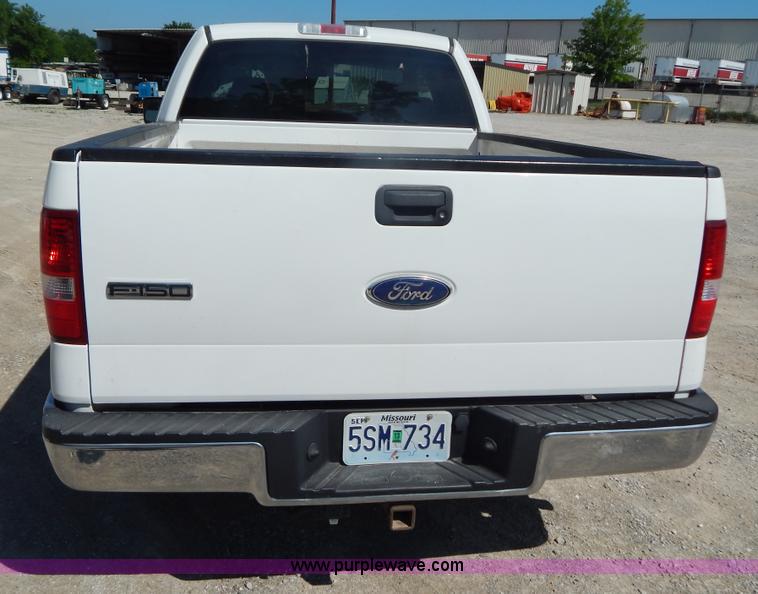 image for item AE9833 2007 Ford F150 XLT pickup truck