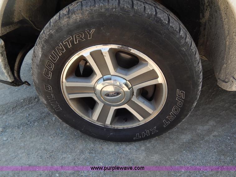 image for item AE9833 2007 Ford F150 XLT pickup truck