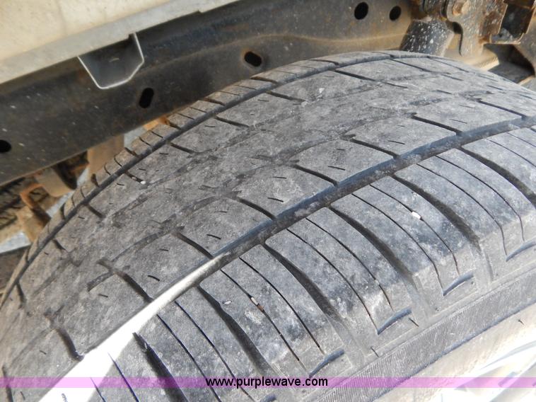 image for item AE9833 2007 Ford F150 XLT pickup truck