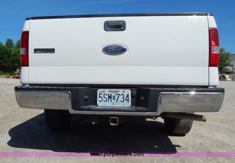 image for item AE9833 2007 Ford F150 XLT pickup truck