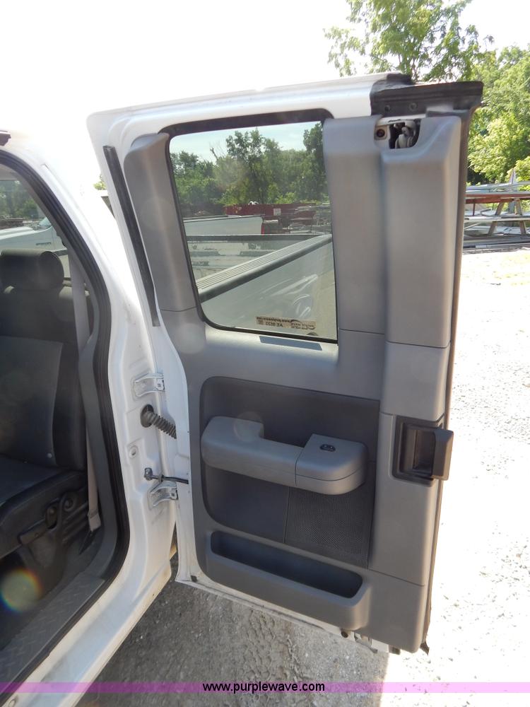 image for item AE9833 2007 Ford F150 XLT pickup truck