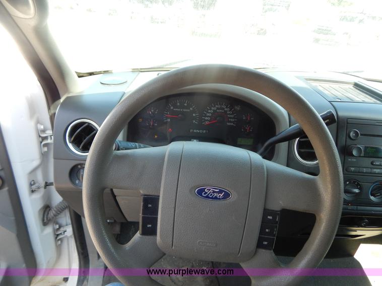 image for item AE9833 2007 Ford F150 XLT pickup truck