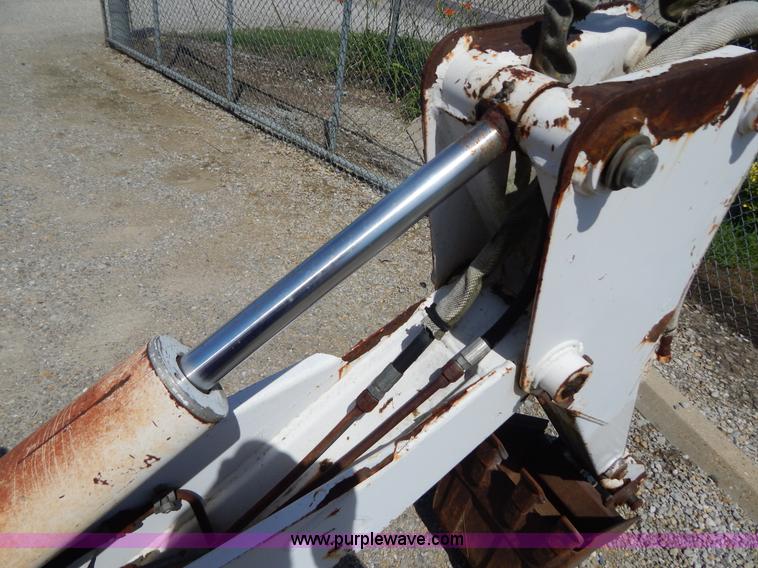 image for item AE9835 Bobcat 709 backhoe attachment