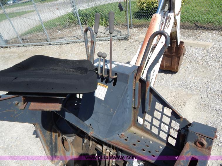 image for item AE9835 Bobcat 709 backhoe attachment