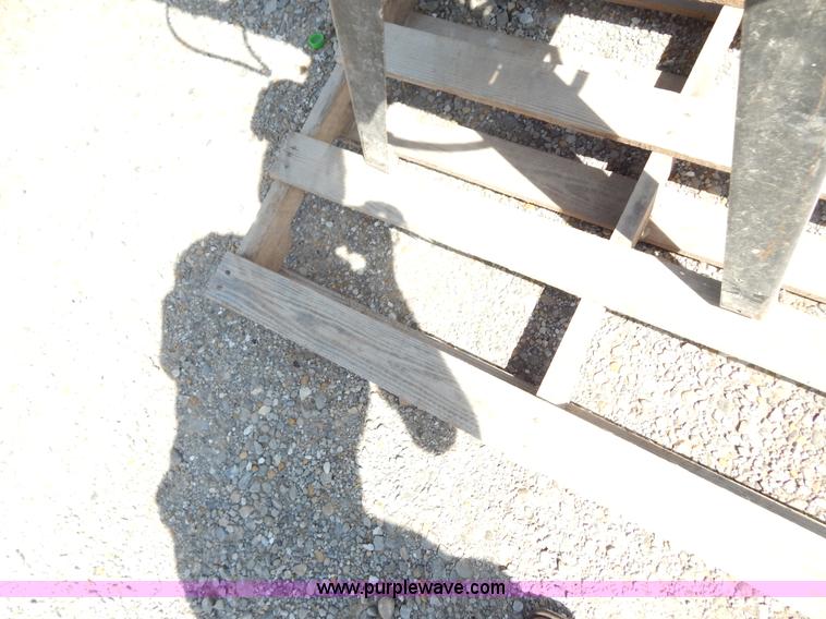 image for item AE9837 Craftsman 10" table saw