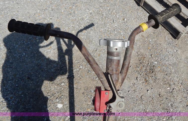 image for item AE9838 Walk behind concrete trowel