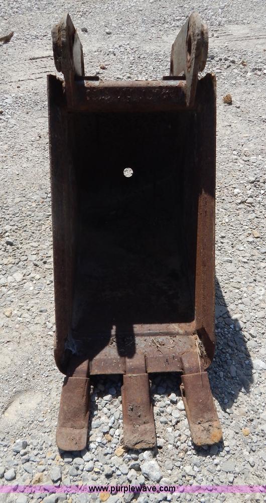 image for item AE9840 12"W backhoe bucket