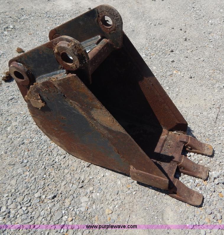 image for item AE9840 12"W backhoe bucket