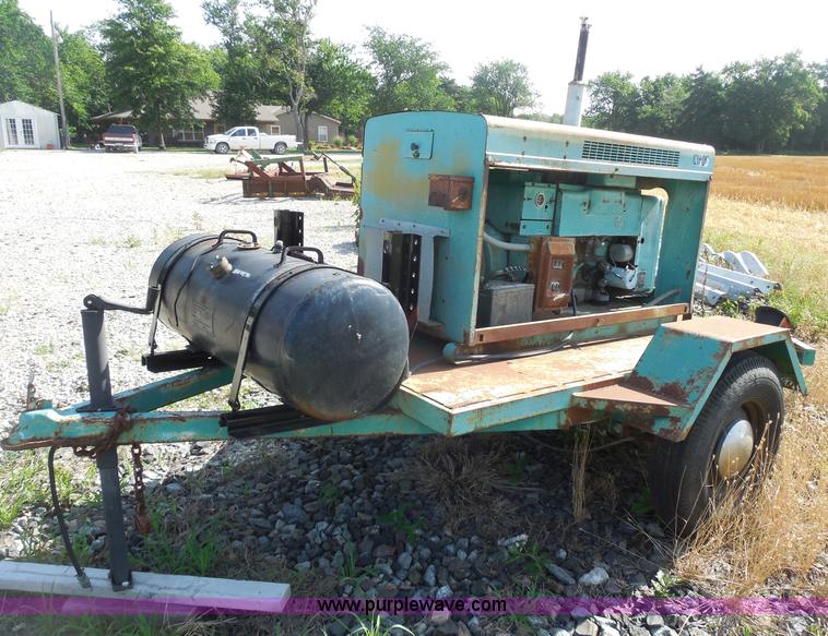 image for item AK9684 Onan generator