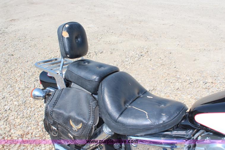 image for item AU9163 1994 Honda VT1100 Shadow motorcycle