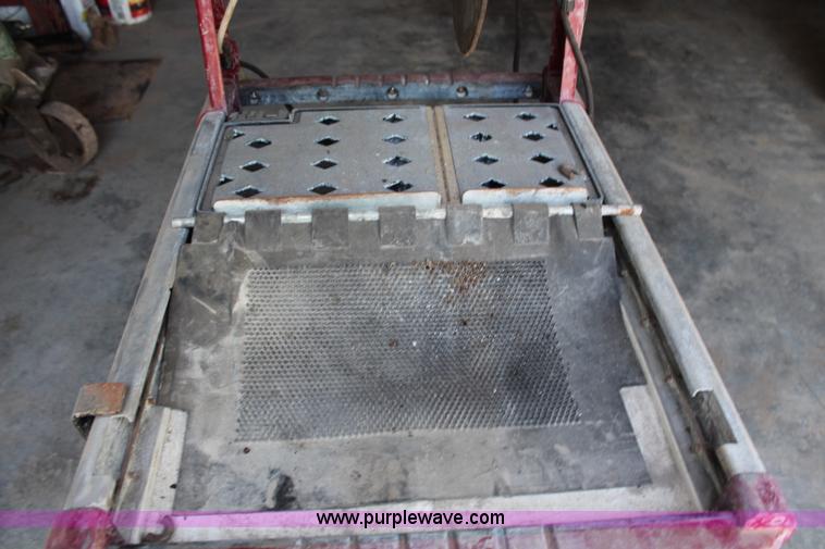 image for item AU9189 MK 14" tile saw