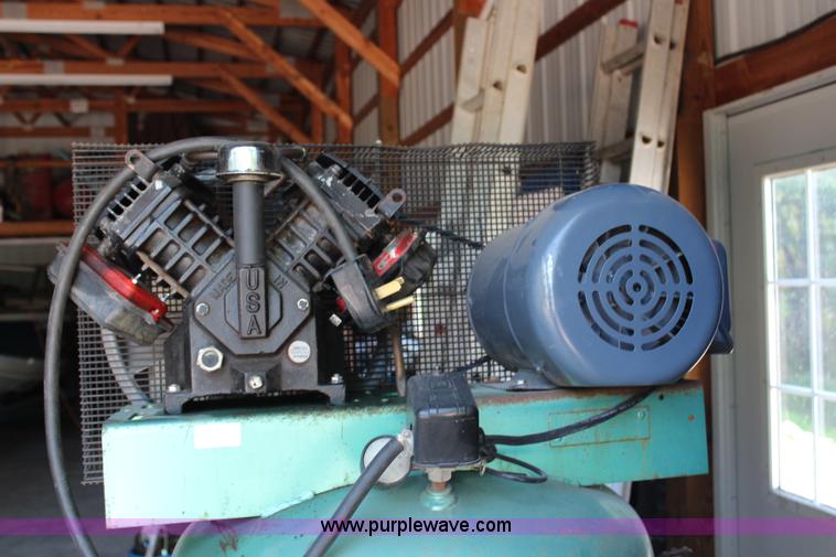 image for item AU9190 Speedaire 80 gallon air compressor