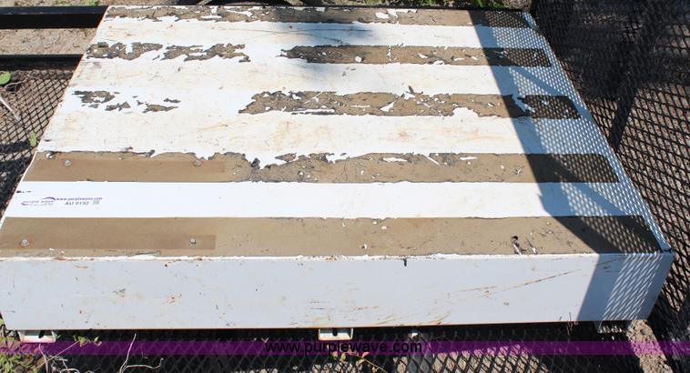 image for item AU9192 WeatherGuard toolbox