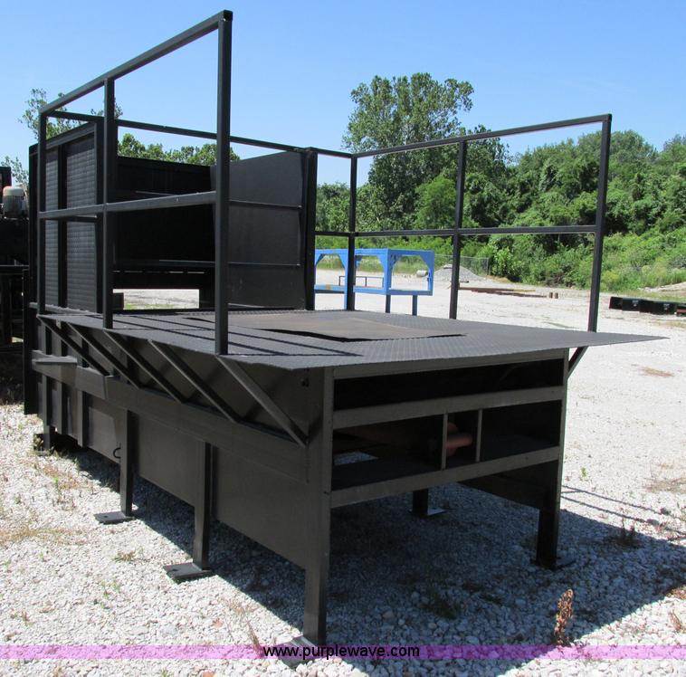 image for item F5114 Mac stationary compactor