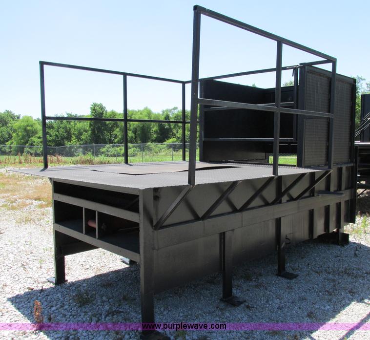 image for item F5114 Mac stationary compactor