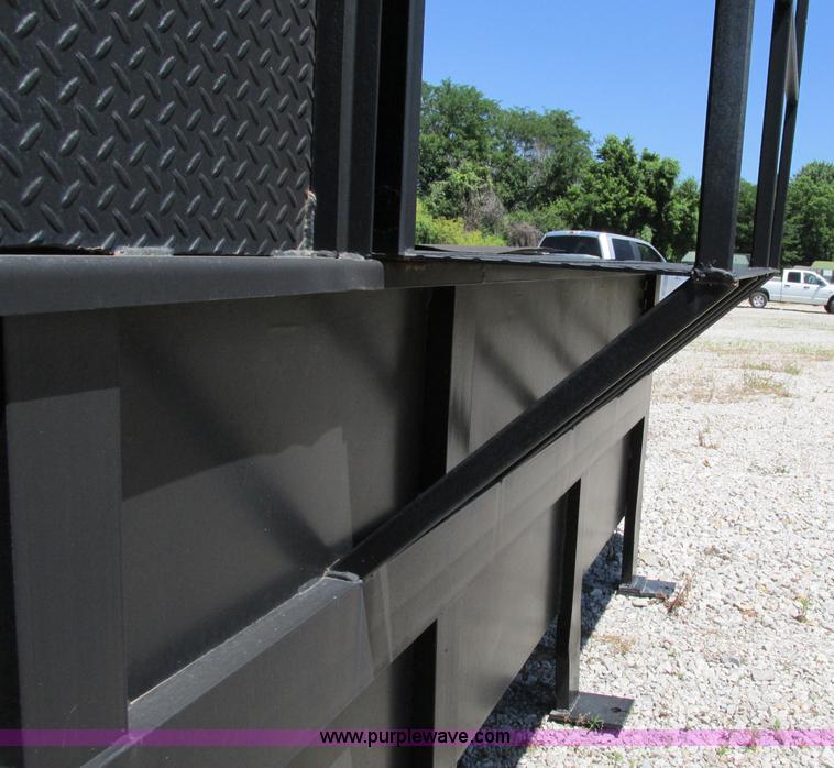 image for item F5114 Mac stationary compactor