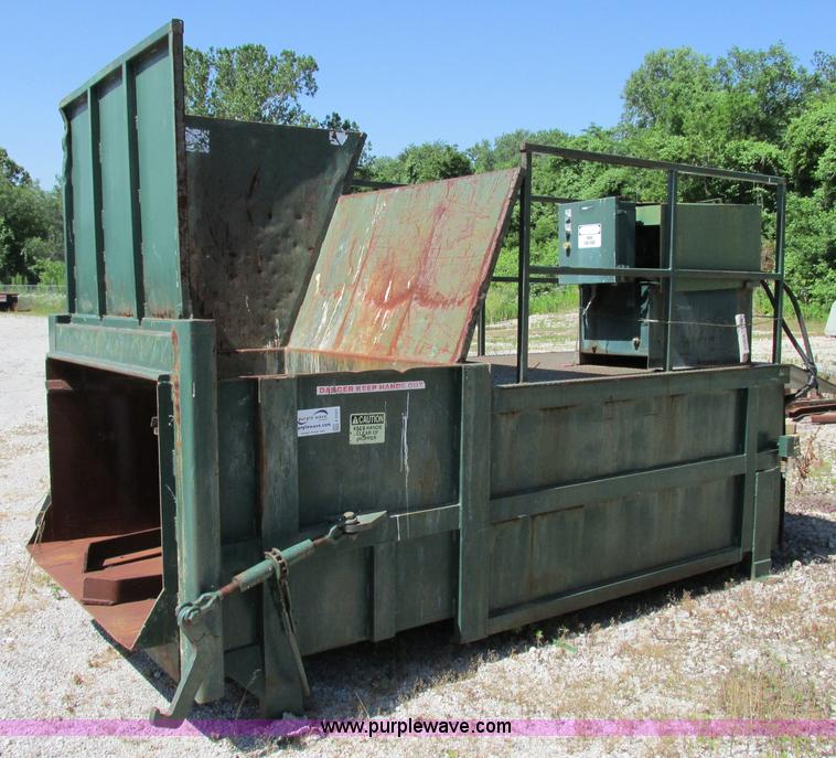 image for item F5121 Quality Purris stationary compactor