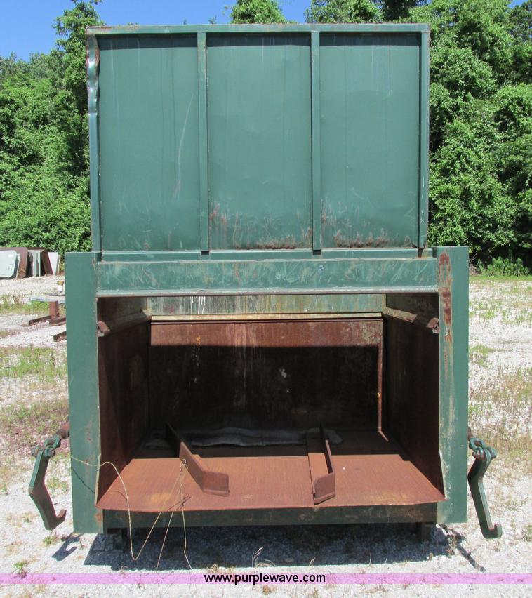 image for item F5121 Quality Purris stationary compactor